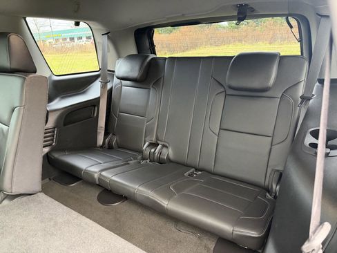 Used 2018 Chevrolet Tahoe LT w/ LT Signature Package image 40