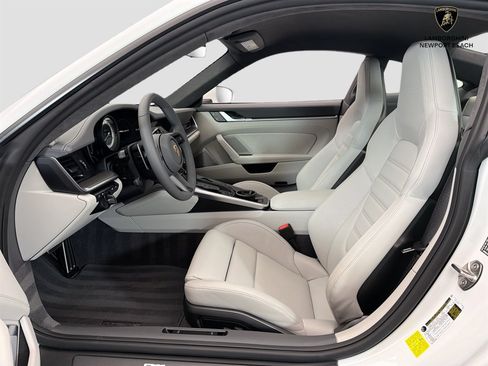 Used 2025 Porsche 911 Turbo S AWD/4WD image 29