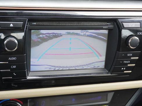 Used 2016 Toyota Corolla LE image 13