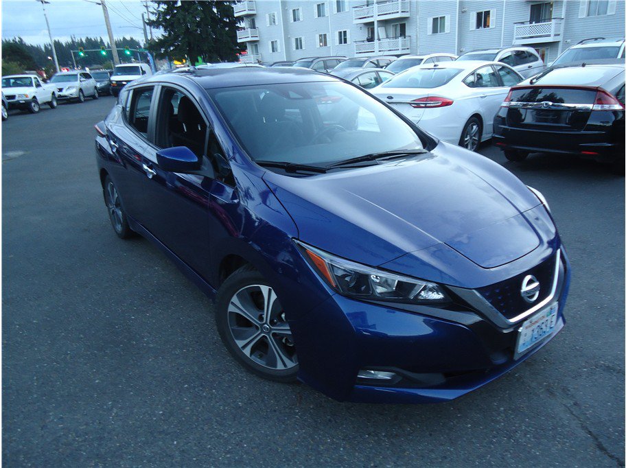 Used 2020 Nissan Leaf SV w/ SV All Weather Package FWD image 3