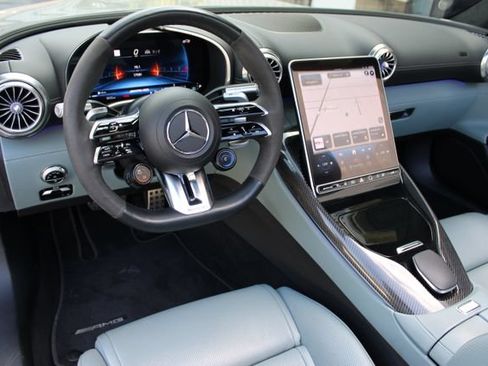 Used 2022 Mercedes-Benz SL 63 AMG 4MATIC image 10