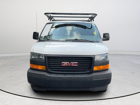 Used 2022 GMC Savana 2500 w/ Driver Convenience Package RWD image 4