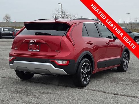 Used 2025 Kia Niro EX image 5