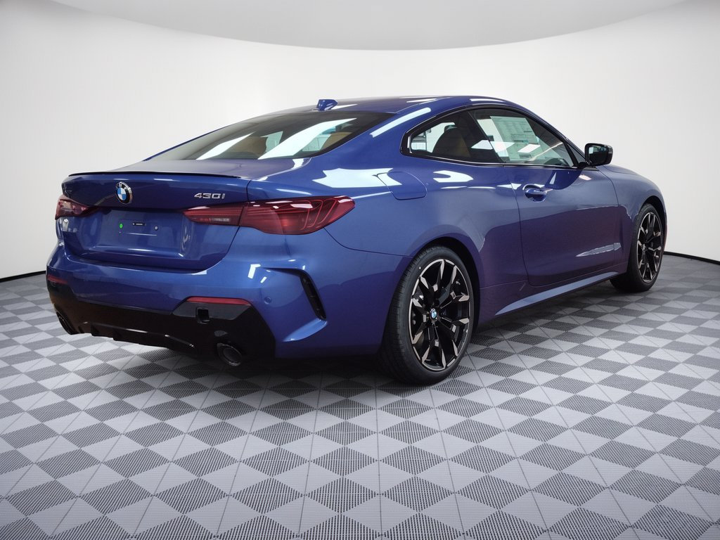 Used 2026 BMW 430i xDrive Coupe w/ M Sport Package AWD/4WD image 9