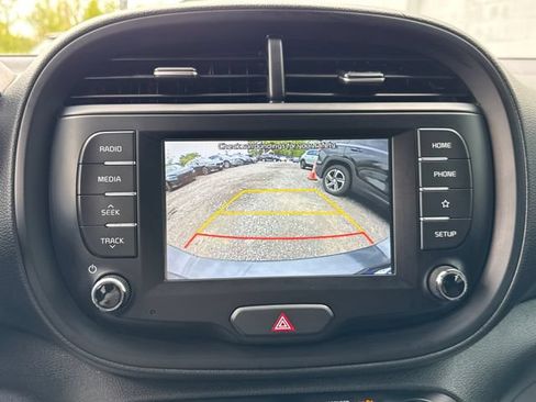 Used 2021 Kia Soul GT-Line FWD image 29
