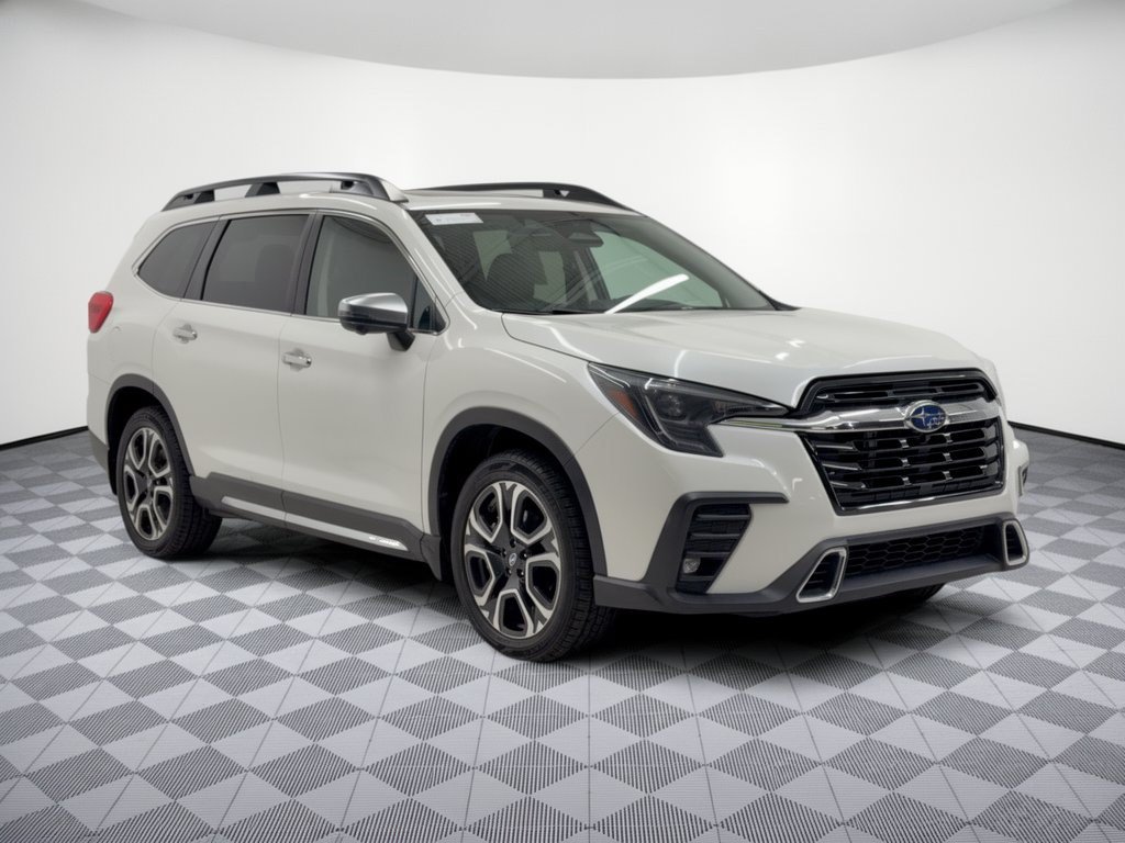 Used 2023 Subaru Ascent Touring AWD/4WD image 7
