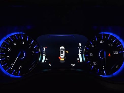 Certified 2025 Chrysler Pacifica Limited image 16