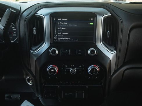 Used 2023 GMC Sierra 2500 SLE w/ SLE Convenience Package image 32