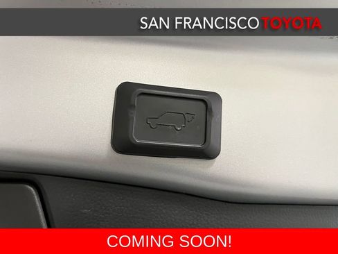 Used 2019 Toyota RAV4 XLE image 40