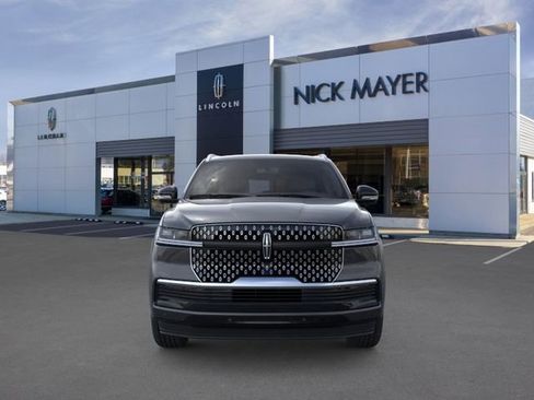New 2026 Lincoln Navigator L Reserve AWD/4WD image 6