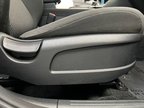 Used 2024 Kia Sportage LX image 23