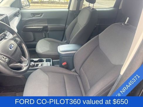 Used 2022 Ford Maverick XL image 2