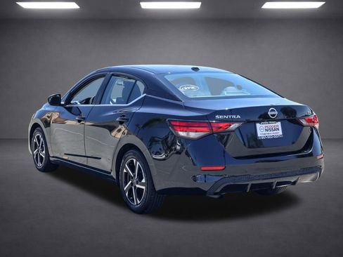 Used 2024 Nissan Sentra SV FWD image 6