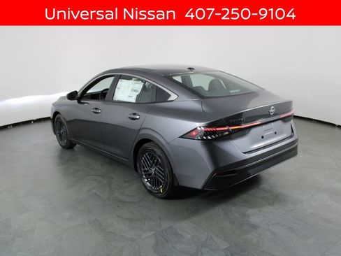 New 2026 Nissan Sentra SV w/ SV Convenience Package FWD image 4