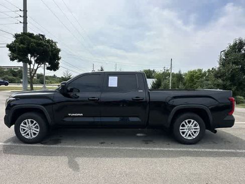 Used 2022 Toyota Tundra SR5 w/ SR5 Premium Package AWD/4WD image 2