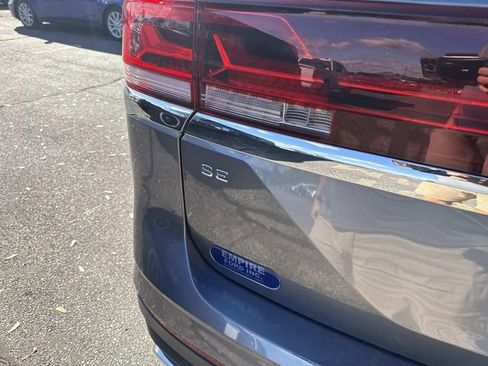 Used 2025 Volkswagen Atlas SE image 5