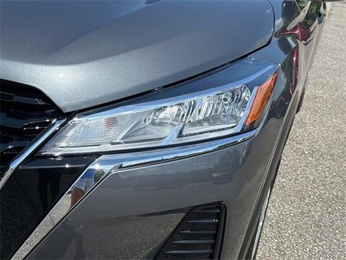 New 2025 Nissan Kicks Play S image 10