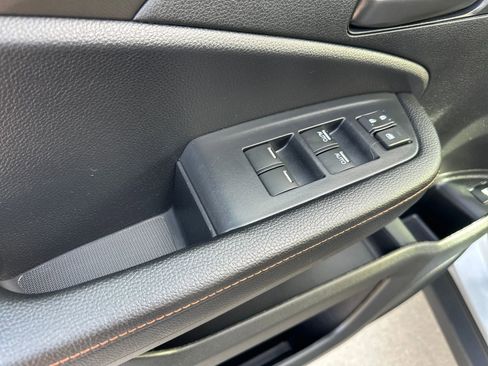 Used 2025 Honda Ridgeline TrailSport image 11