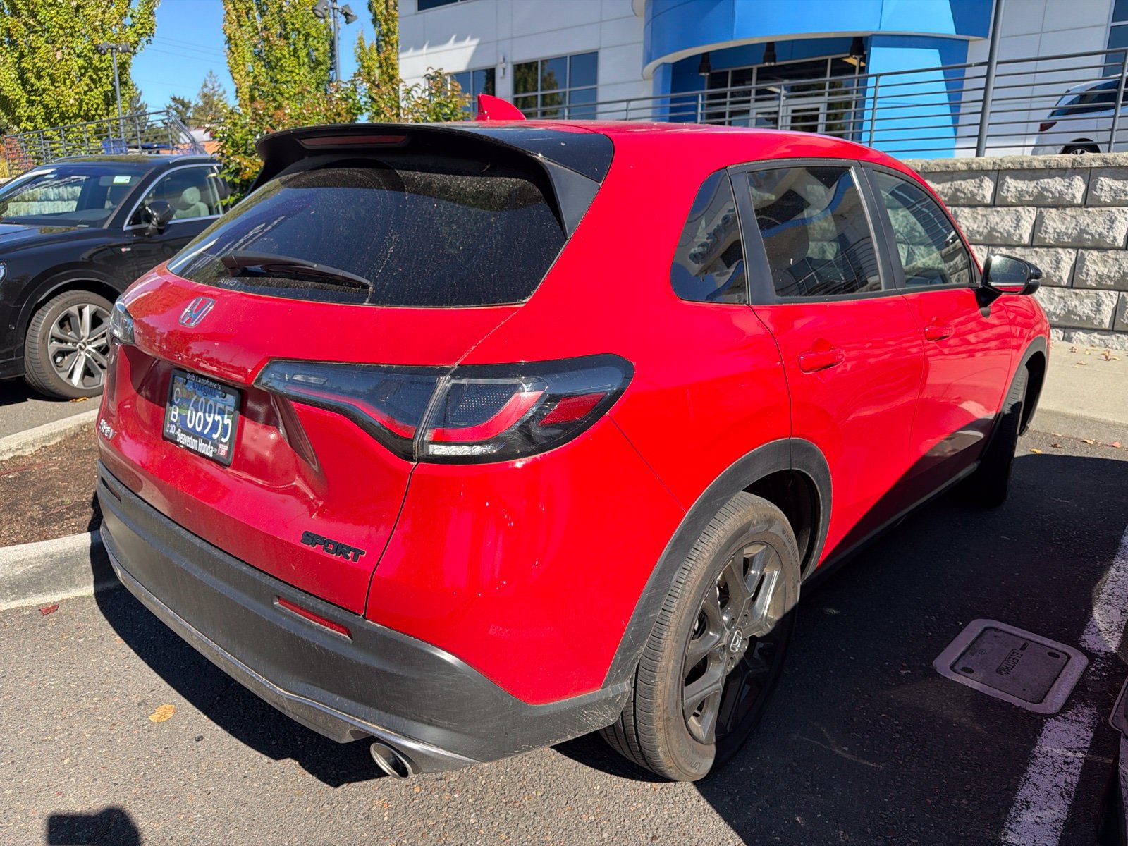 Used 2025 Honda HR-V Sport image 4