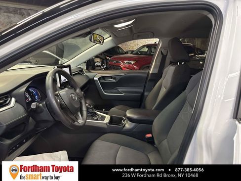 Used 2024 Toyota RAV4 AWD Hybrid w/ Weather Package image 18