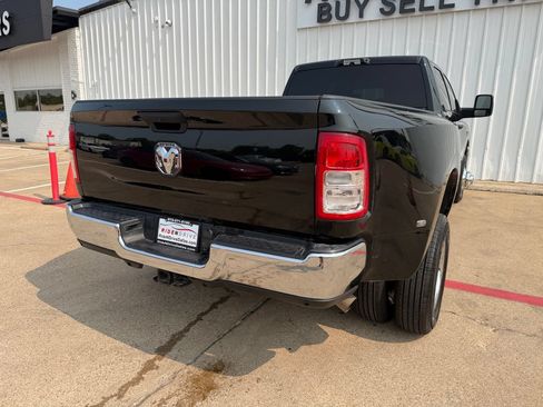 Used 2023 RAM 3500 Big Horn w/ Level 1 Equipment Group AWD/4WD image 6