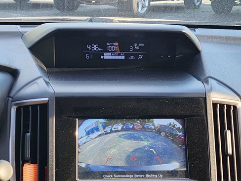 Used 2023 Subaru Crosstrek 2.0i image 17