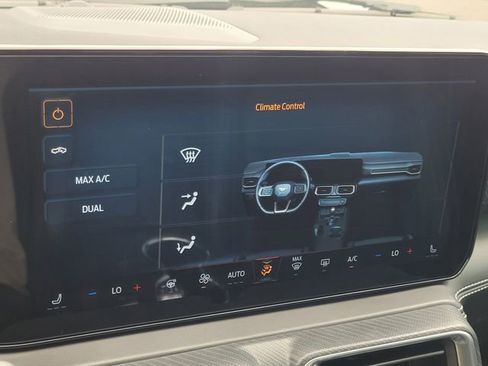 Used 2024 Ford Mustang GT Premium RWD image 18