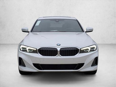 Used 2026 BMW 330i Sedan w/ Premium Package RWD image 5