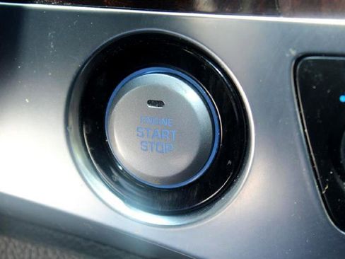 Used 2014 Hyundai Equus Signature image 20