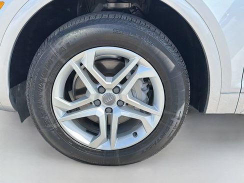 Used 2018 Audi Q5 2.0T Premium AWD/4WD image 42