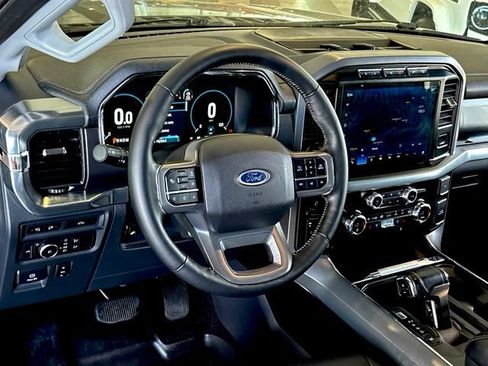 Used 2021 Ford F150 Lariat w/ Equipment Group 501A Mid AWD/4WD image 18