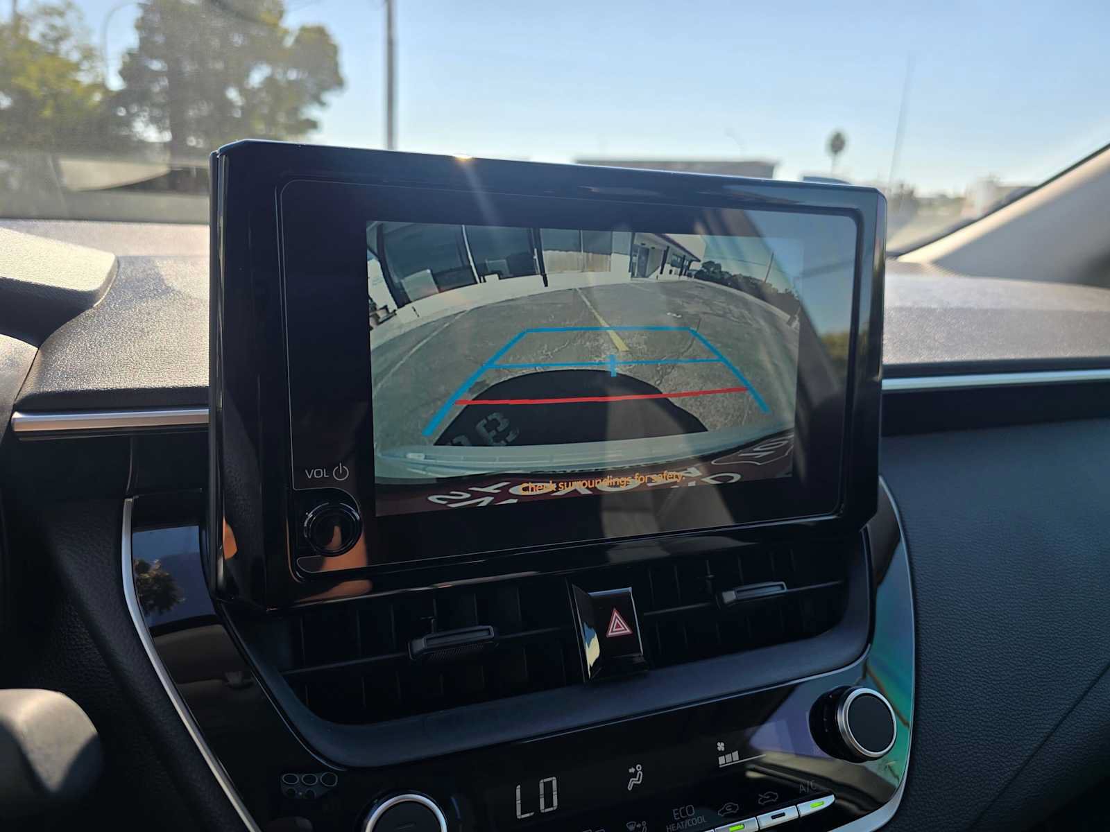 Used 2026 Toyota Corolla LE FWD image 27