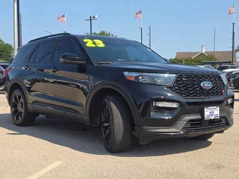 Certified 2023 Ford Explorer ST w/ Equipment Group 401A AWD/4WD image 5