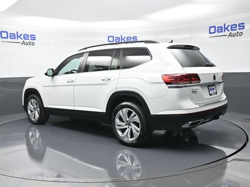 Used 2021 Volkswagen Atlas SE w/ Towing Package image 6