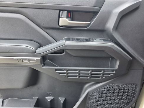 Used 2026 Toyota Tacoma TRD Sport image 26