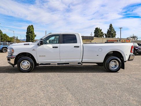 Used 2023 RAM 3500 Big Horn w/ Level 1 Equipment Group image 10