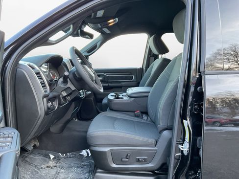 Used 2025 RAM 2500 Big Horn image 9