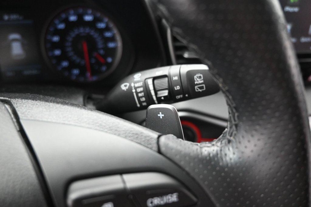 Used 2019 Hyundai Veloster Turbo FWD image 32