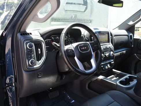 Used 2022 GMC Sierra 1500 SLT w/ SLT Premium Package AWD/4WD image 14