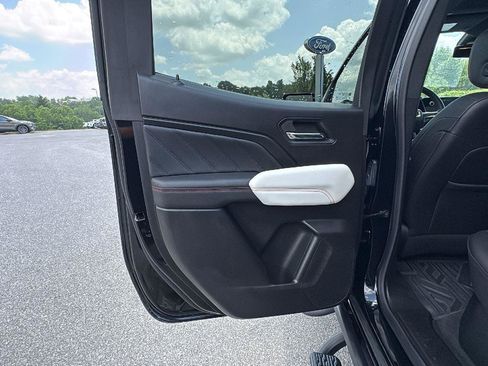 Used 2023 GMC Canyon AT4X AWD/4WD image 17