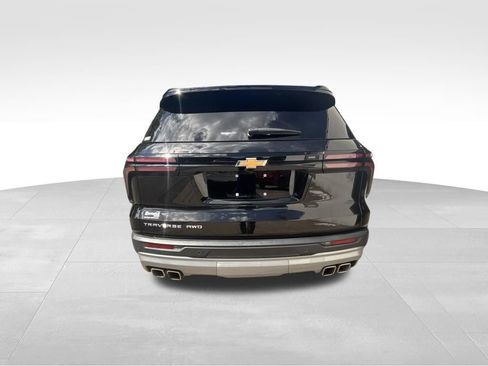 Used 2026 Chevrolet Traverse LT AWD/4WD image 5