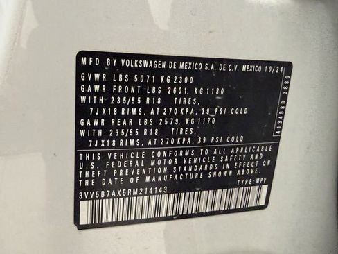 Used 2024 Volkswagen Tiguan Wolfsburg Edition image 28