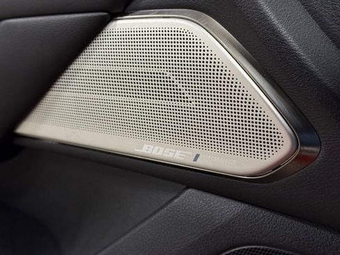 Used 2022 INFINITI Q60 Red Sport 400 w/ Carbon Fiber Package image 32