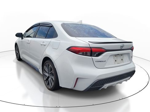 Used 2021 Toyota Corolla XSE FWD image 5