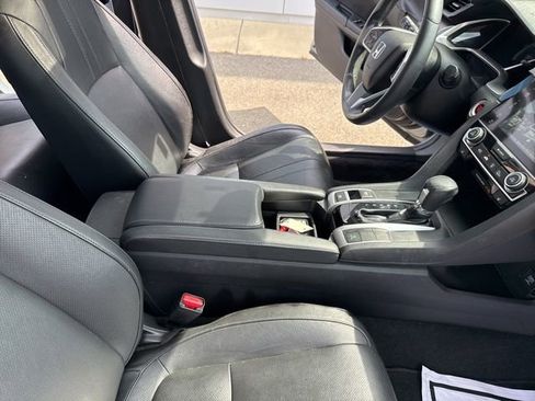Used 2017 Honda Civic Touring image 27