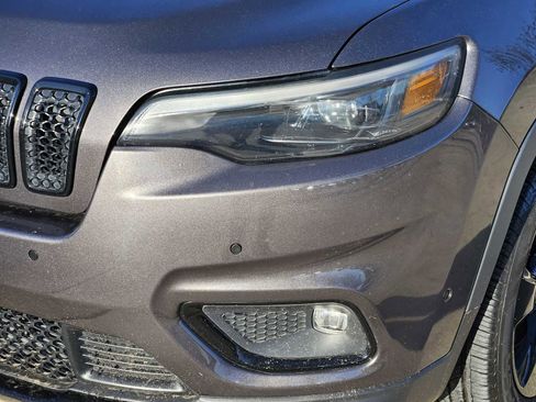 Used 2020 Jeep Cherokee Latitude Plus image 6