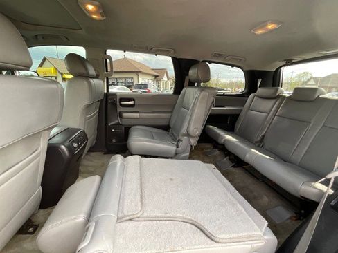 Used 2011 Toyota Sequoia Limited RWD image 30