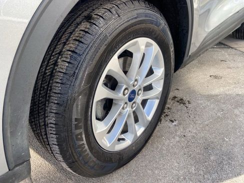 Used 2022 Ford Escape SE w/ Convenience Package image 6