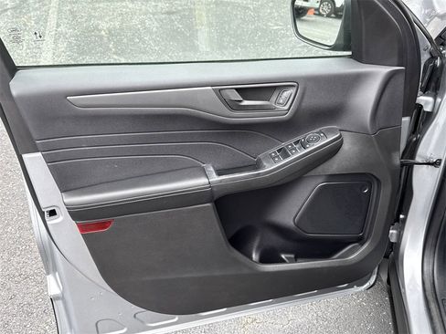 Used 2023 Ford Escape Active image 10