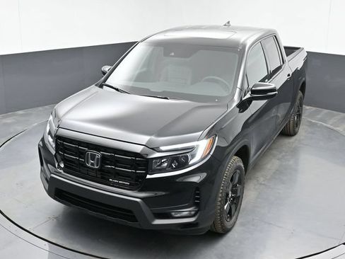 Used 2025 Honda Ridgeline Black Edition image 15